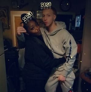 Meet your Posher, Taja